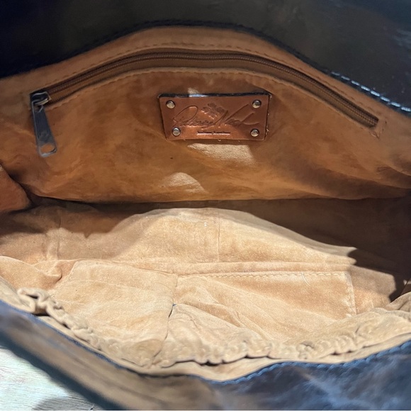 Patricia Nash Black Leather Messenger Bag - Picture 9 of 10